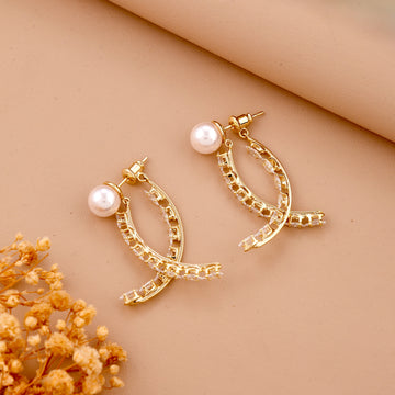 Gleaming Curves Earring (Yellow Gold)