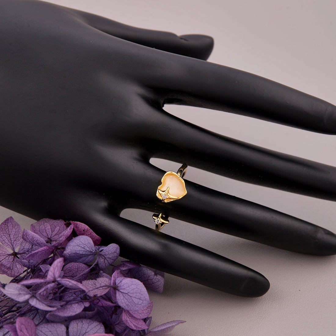 Star Heart Ring (Yellow Gold)