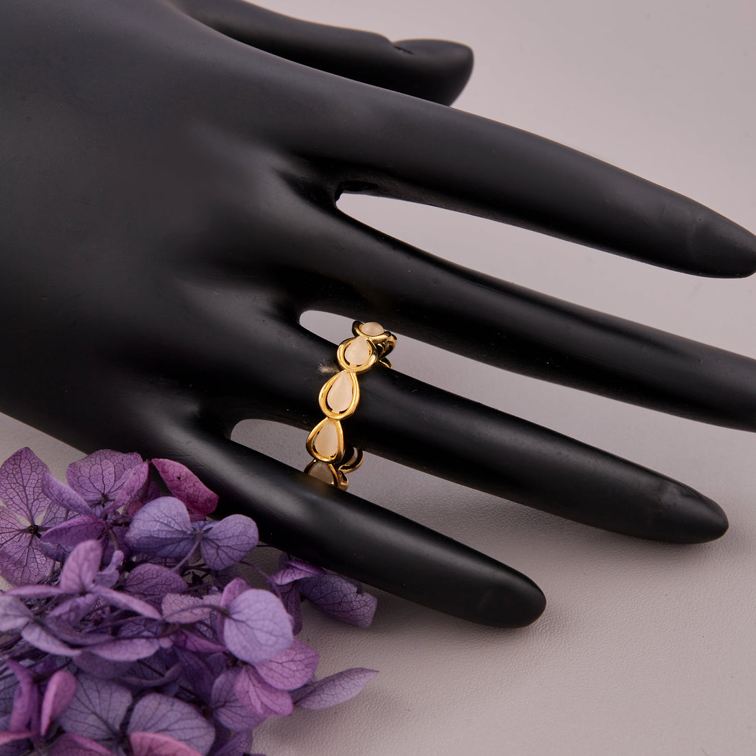 Drop Link Ring (Yellow Gold)