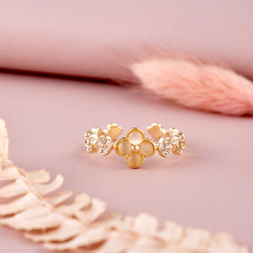 Golden Floral Vine Ring