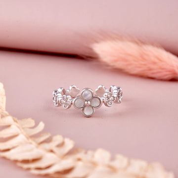 Silver Floral Vine Ring (White Gold)