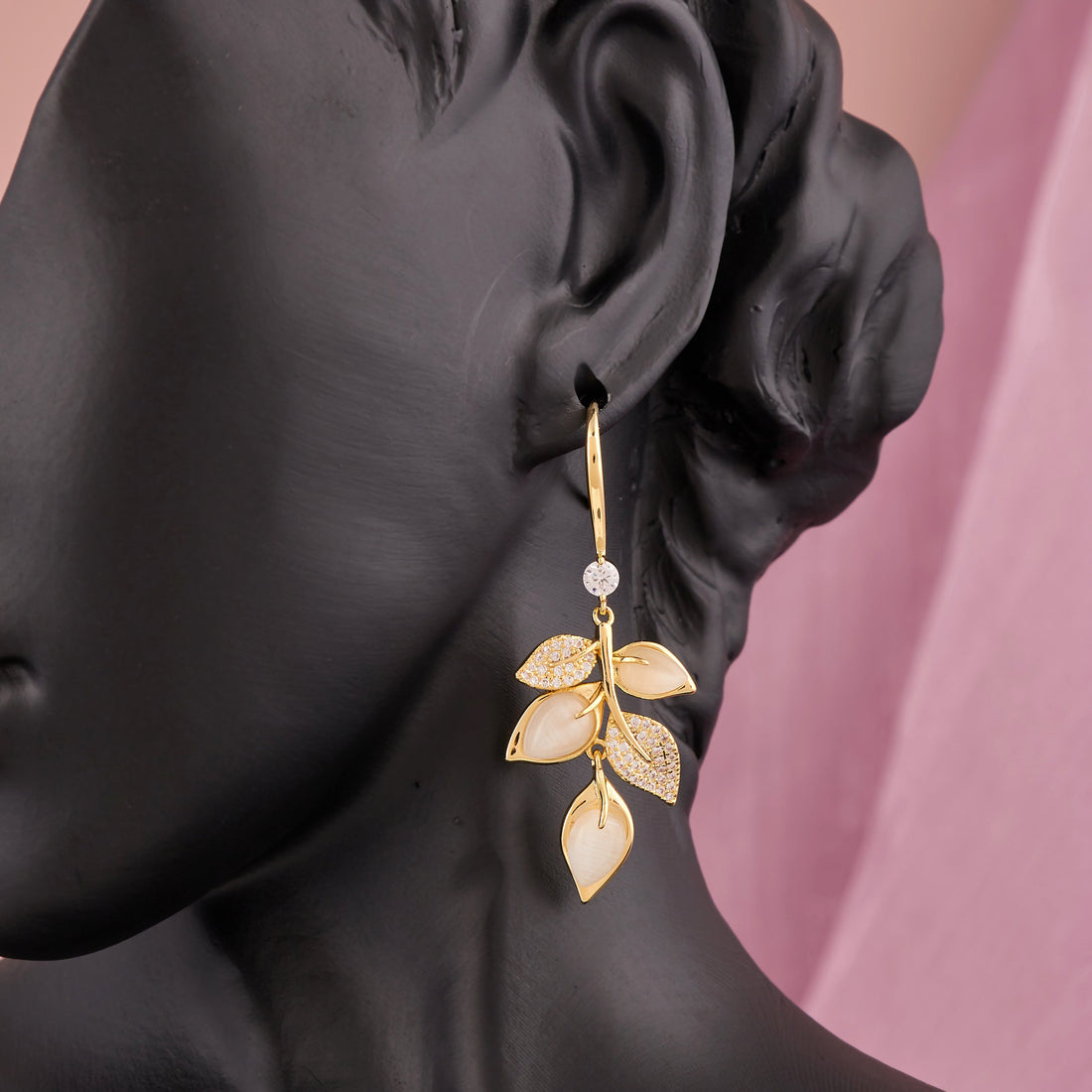 Diamond Leaf Earring (Yellow Gold)