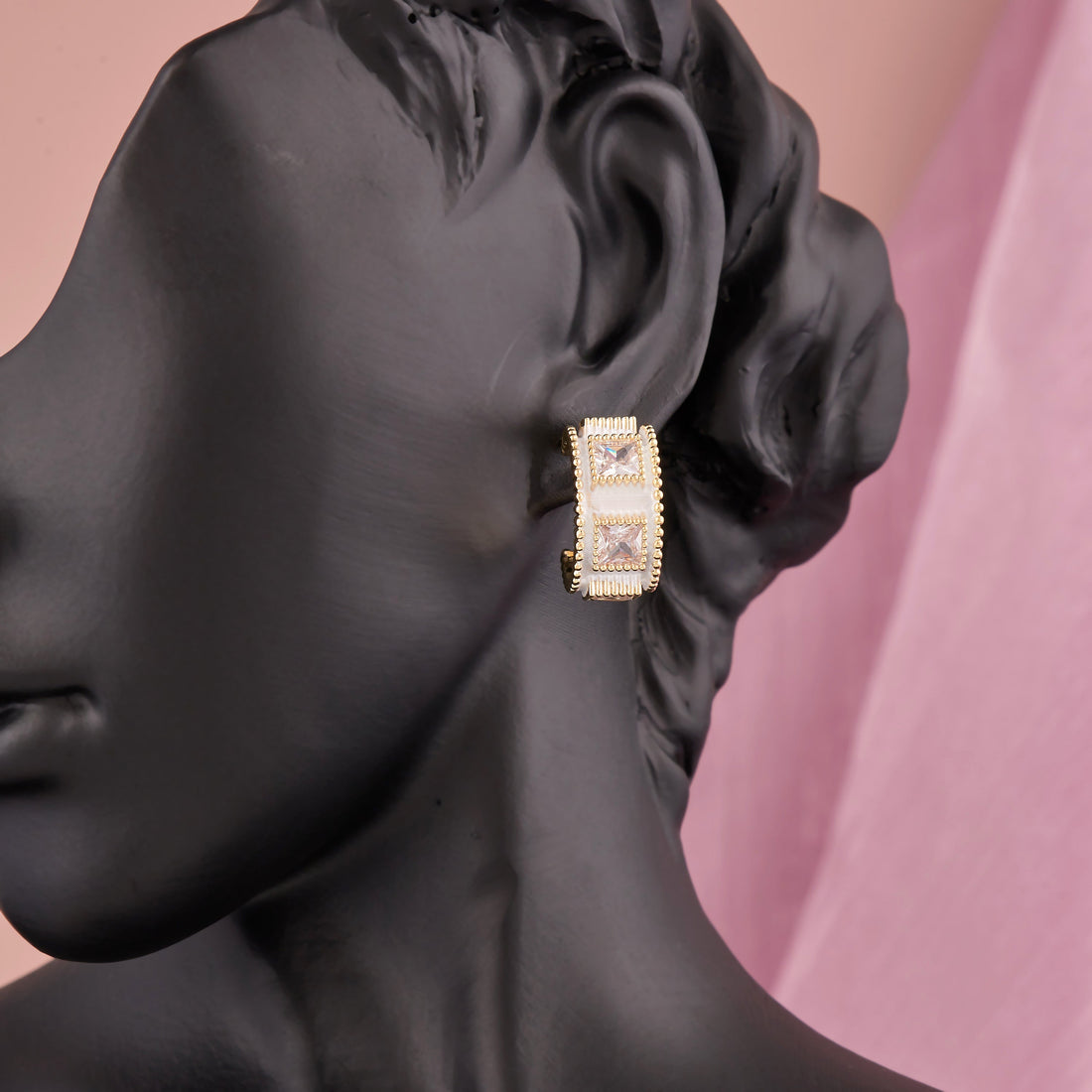 Golden Prestige Earrings (White Gold)