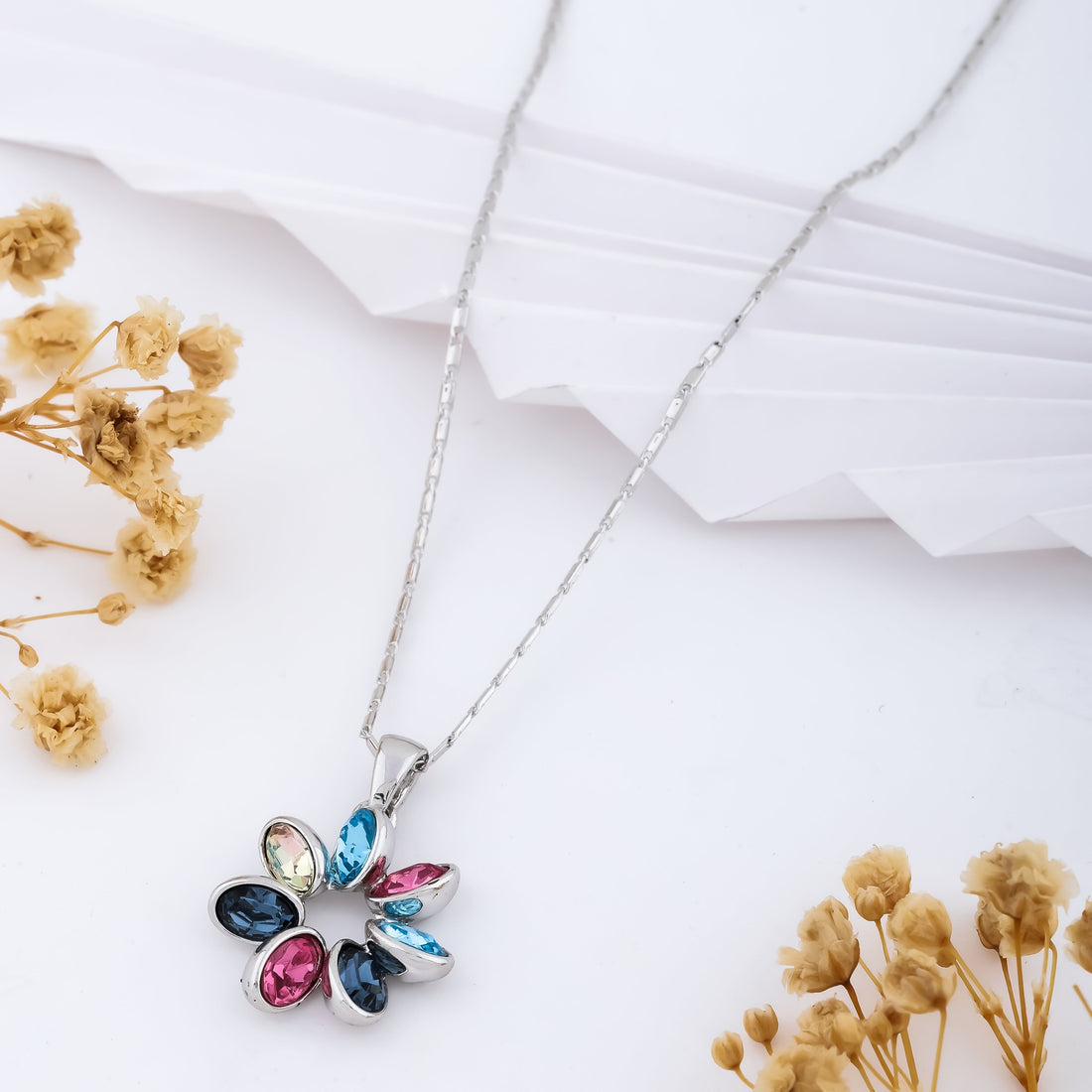Petals of Prism Necklace (Rose Gold)