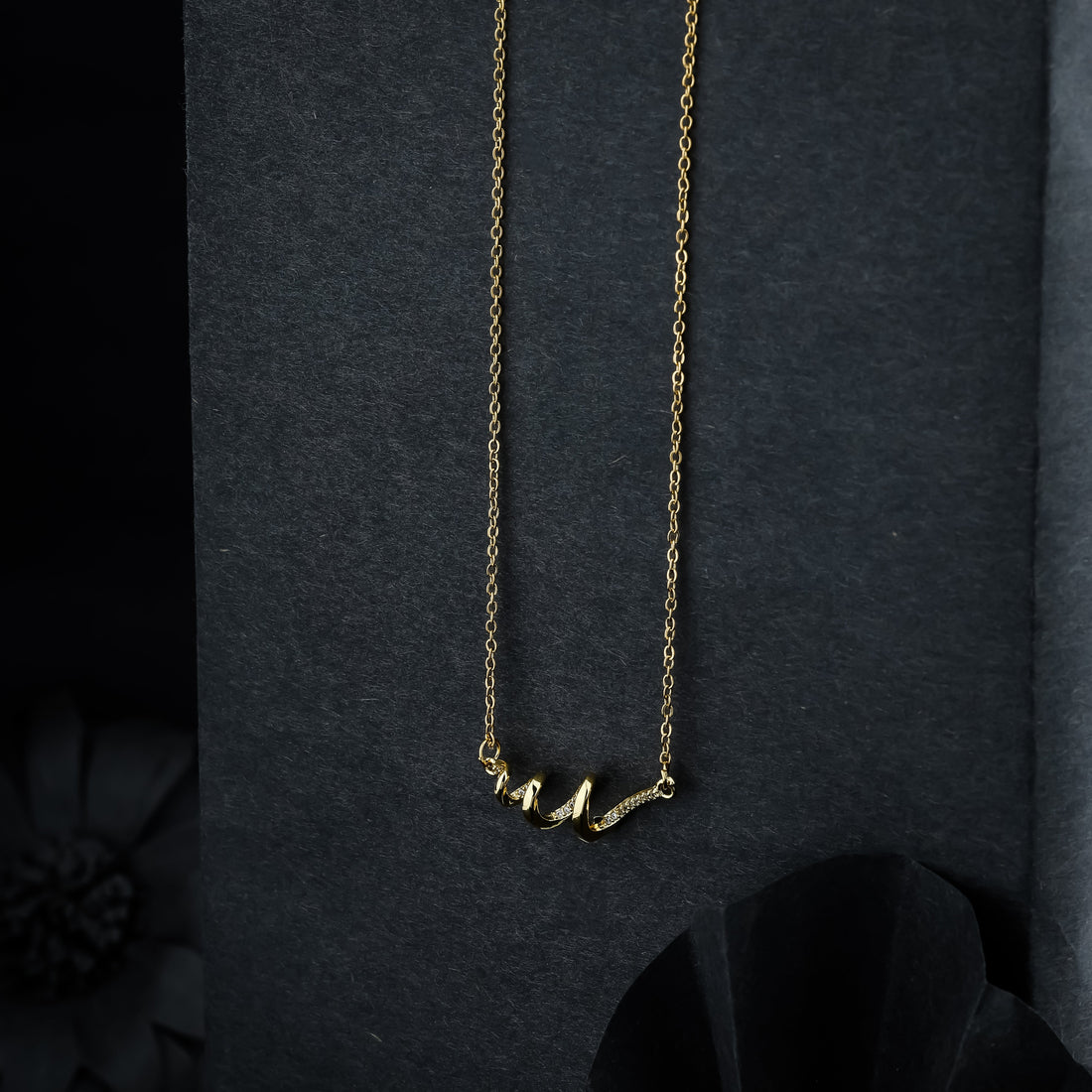 Diamond Studed Spin Necklace