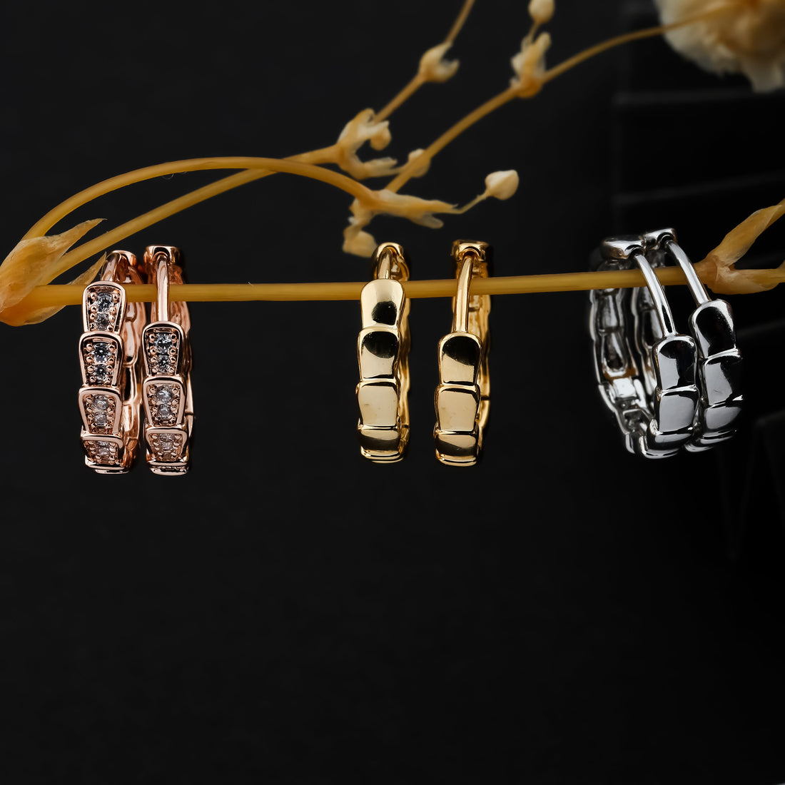 Serpenti Hoop Earrings (Tri Color)