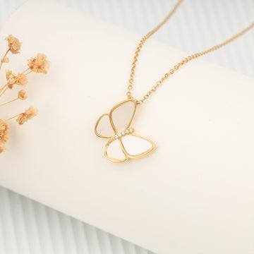 Butterfly Bliss Necklace (Yellow Gold)