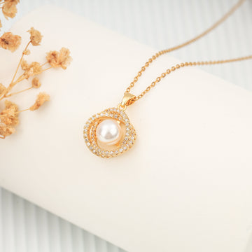 Orbelle  Necklace (Yellow Gold)