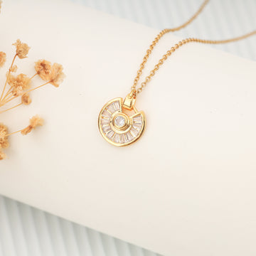 Lunar Halo Necklace (Yellow Gold)