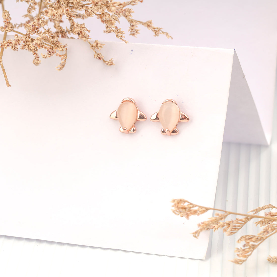 Baby Fish Earring (Rose Gold)