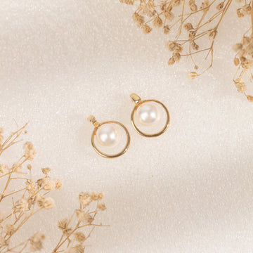 Orbital Pearl Earring (Yellow Gold)