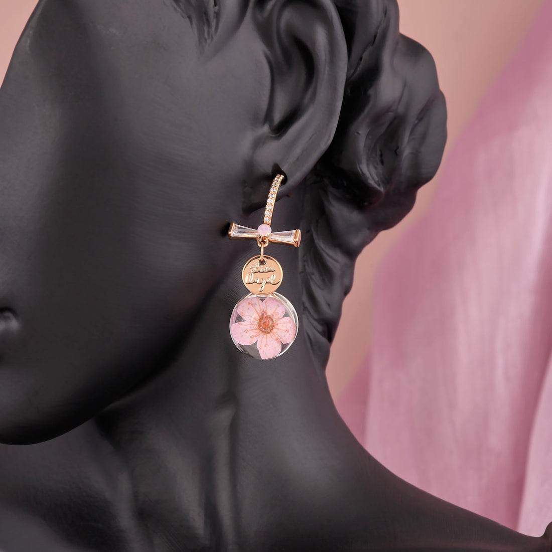 Preserved Flower Earrings (Rose Gold)